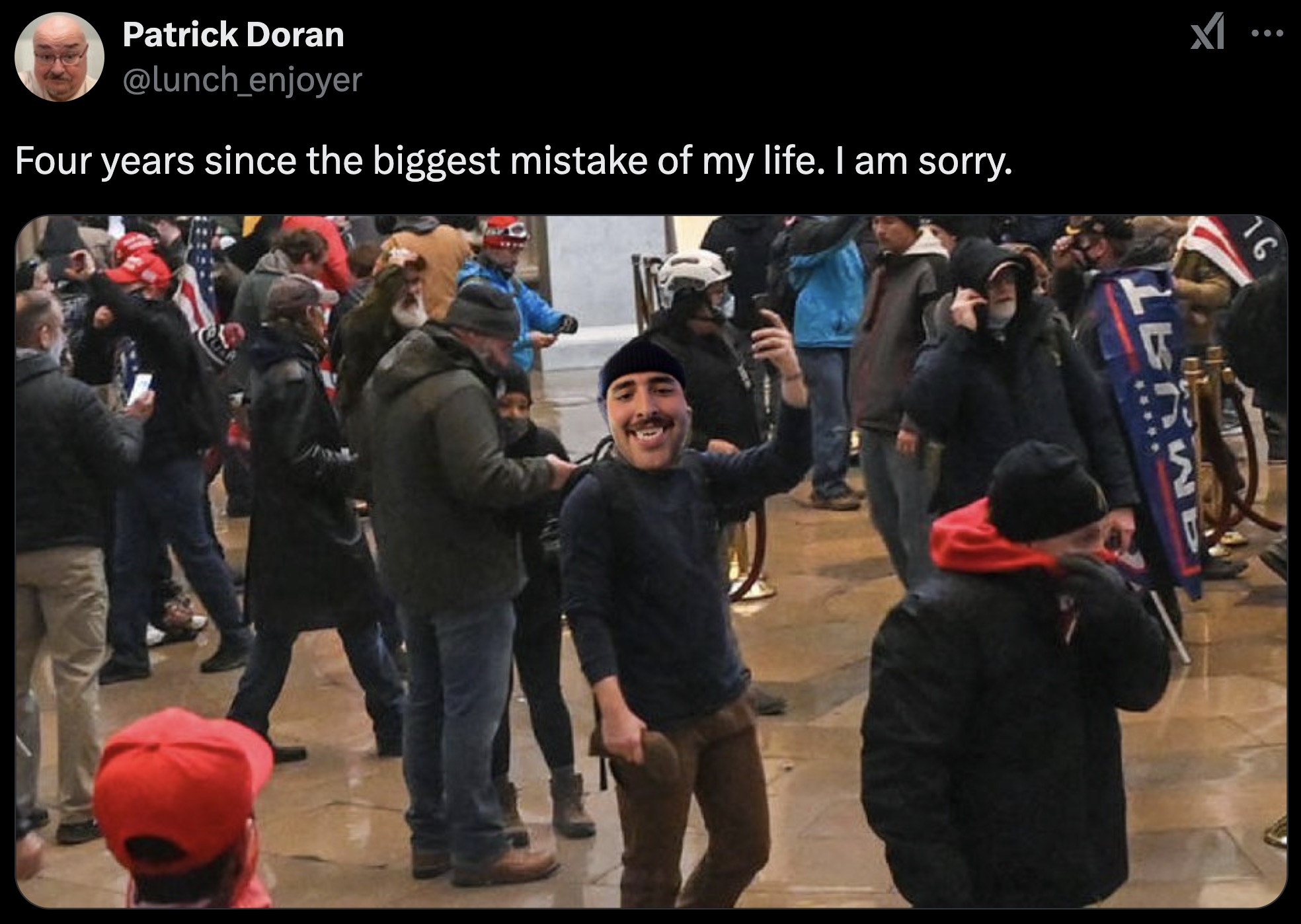 crowd - Patrick Doran Four years since the biggest mistake of my life. I am sorry. X... 16 Lerne